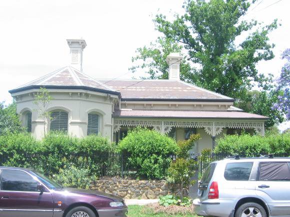7 Latham Street