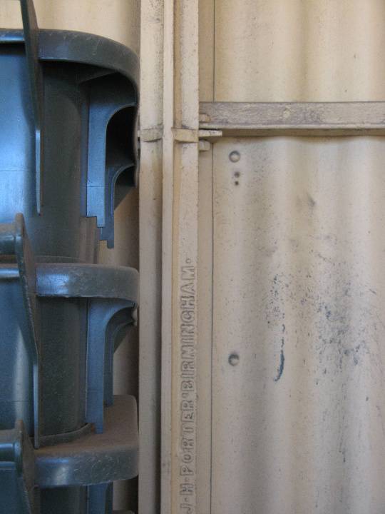 Porter prefabricated iron store_North Fitzroy_March 2010