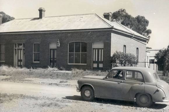 B1494 Former Garby's Camp Hotel, Whipstick