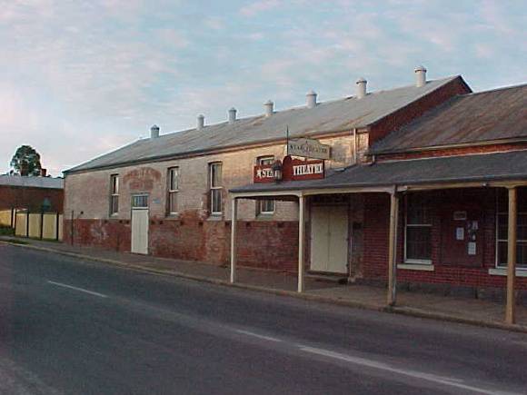 1 star theatre main street chiltern
