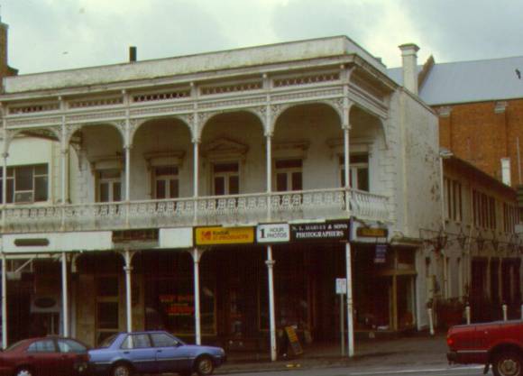 1 unicorn hotel ballarat front&lane elevation