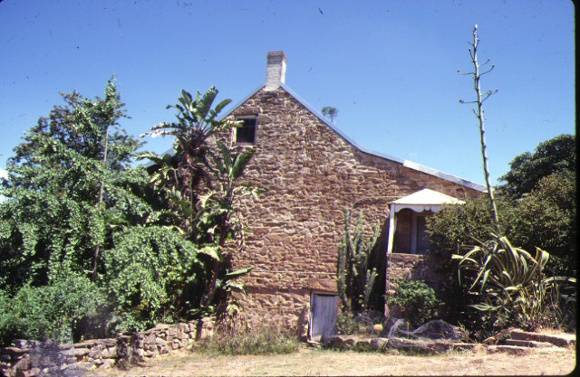 1 the hermitage murray valley hwy barnawartha side view