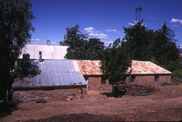 the hermitage murray valley hwy barnawartha outbuildings