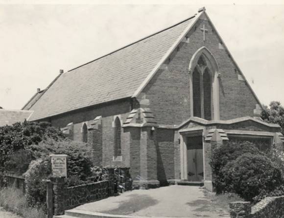 B1244 St Peter's Anglican Church