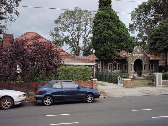 HO10(4) - Somerville Rd, 20th Century Residential Area.JPG