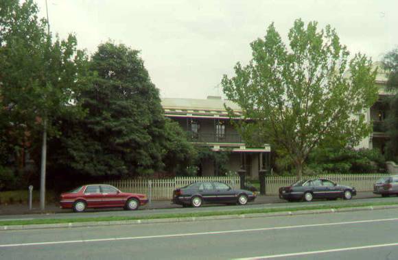 1 former presbyterian manse rathdowne street exterior sw apr1999