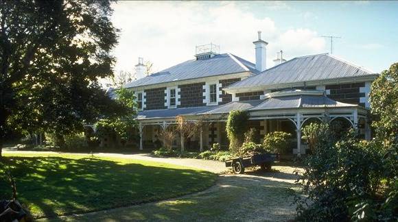 1 eynesbury homestead jul95
