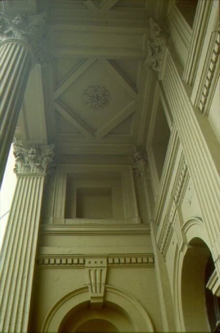 former union bank entrance colonade july01