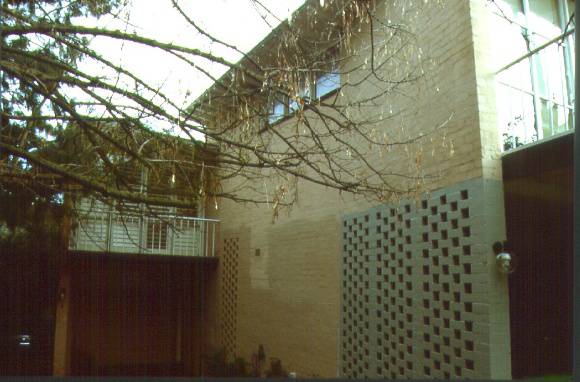 H01963 roy grounds house flats aug01