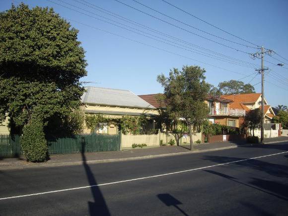 HO4(1) - Footscray Residential Area.JPG
