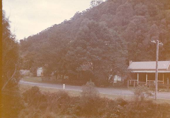 B2113 Walhalla Township Cottages