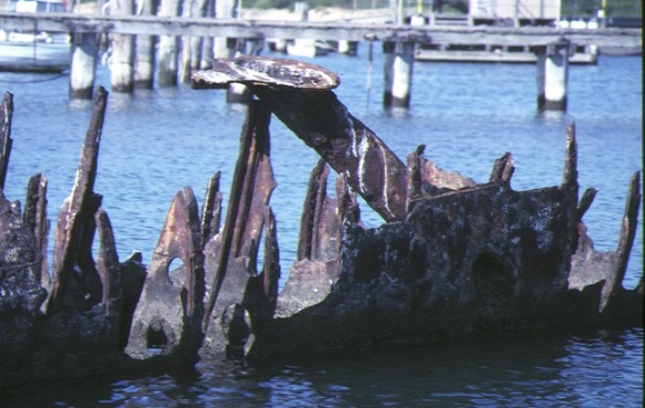 S384_J7Submarine_PortPhillipBayHampton_Structure
