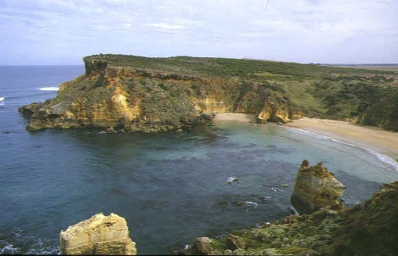 S124_CityOfLaunceston_PortPhillipBay_ConservedJug